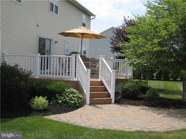 26 Amberfield Road Robbinsville, NJ 08691 - Photo 6 of 23 Deck