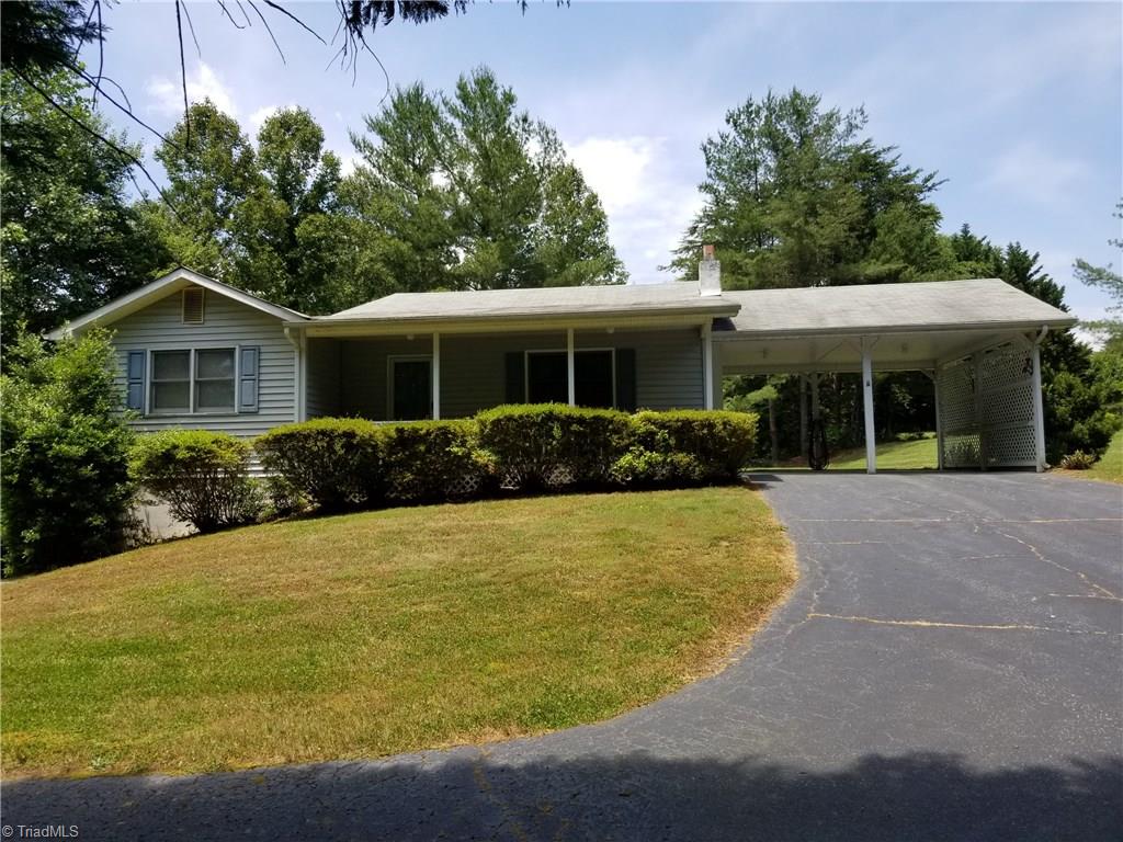 1151 Marshall Smith Road King, NC 27021 - Photo 4 of 25 Gallery Image 4