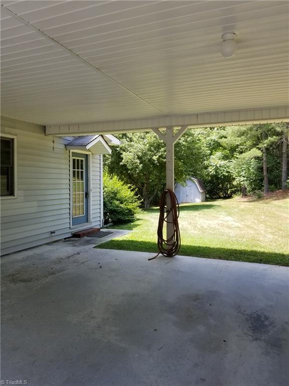 1151 Marshall Smith Road King, NC 27021 - Photo 5 of 25 Gallery Image 5