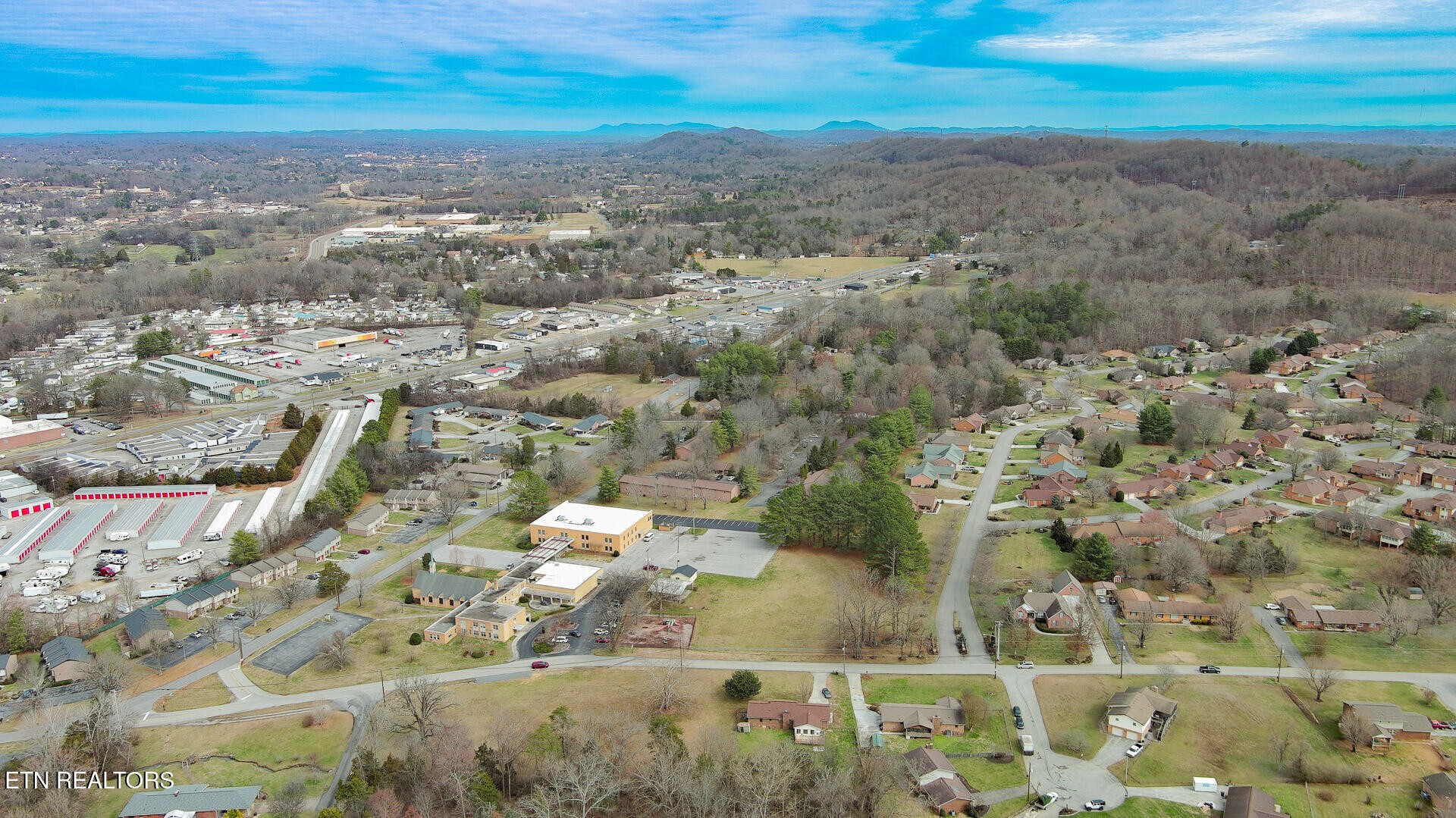 3517 Meredith Road Knoxville, TN 37921 - Photo 34 of 36 Gallery Image 34