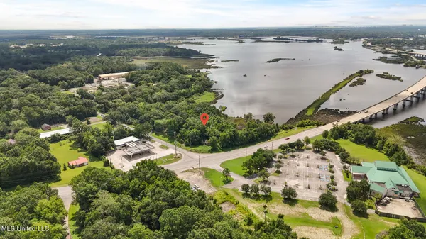 $55,000 | 3916 Dutch Bayou Road, Moss Point, MS 39563