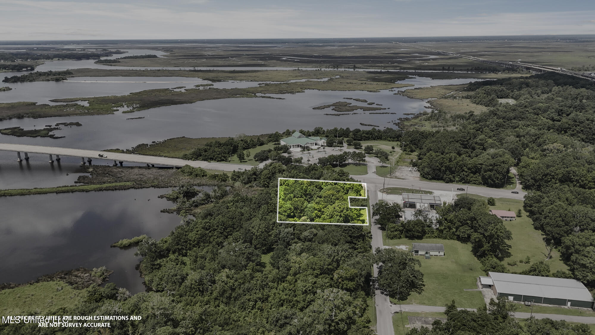 3916 Dutch Bayou Road Moss Point, MS 39563 - Photo 3 of 9 ghubphoto_003 (35)e