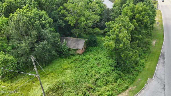 $55,000 | 3916 Dutch Bayou Road, Moss Point, MS 39563