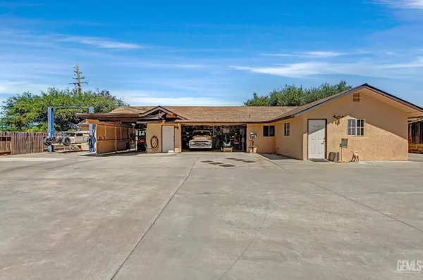 $907,500 | Undisclosed Address, Atascadero, CA 93422