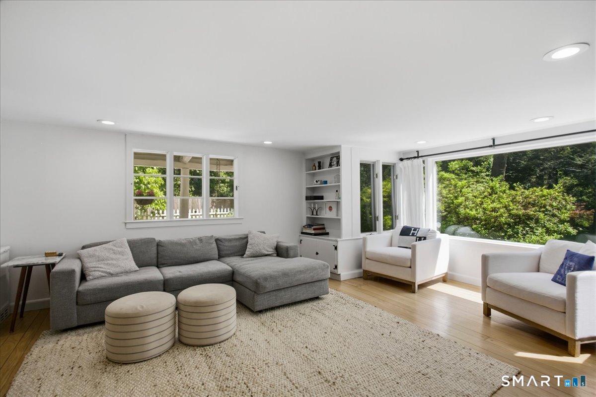 247 Chestnut Hill Road Stamford, CT 06903 - Photo 17 of 30
