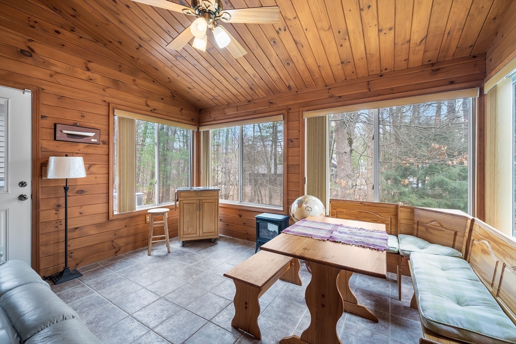 14 Randolph Road Wilmington, MA 01887 - Photo 18 of 35 Gallery Image 18