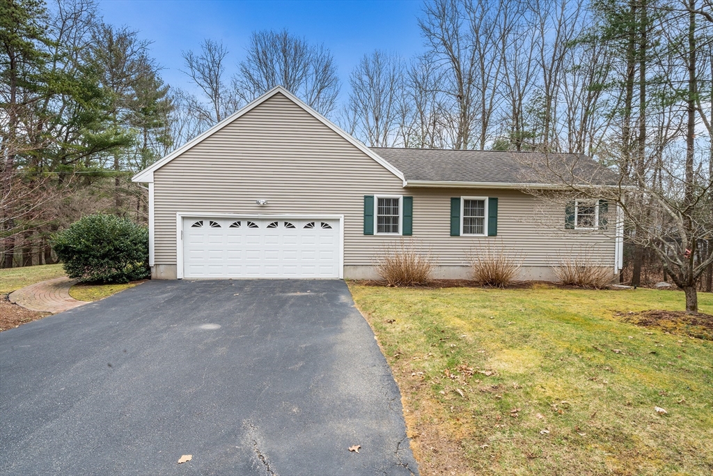 14 Randolph Road Wilmington, MA 01887 - Photo 4 of 35 Gallery Image 4