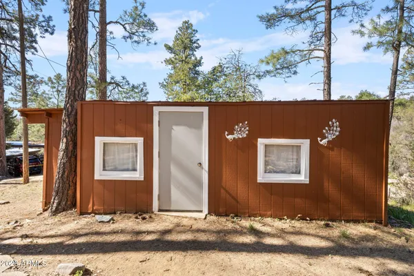 a front view of house with yard