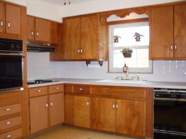 294 South Chesterfield Road Columbus, OH 43209 - Photo 4 of 12