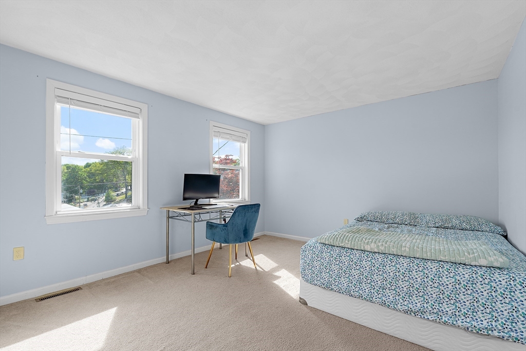 9 Rhodes Street Billerica, MA 01821 - Photo 19 of 33