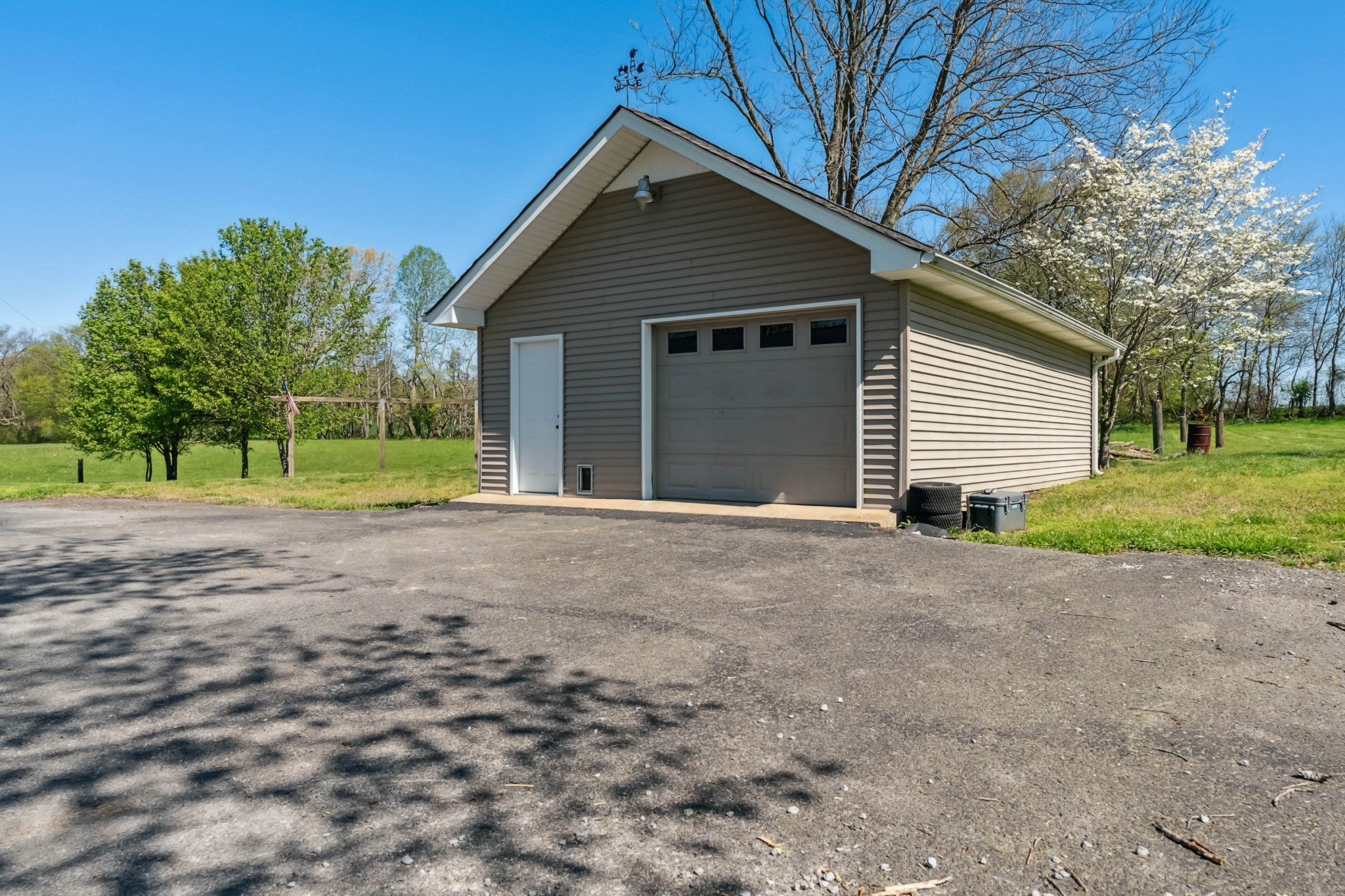 4520 Mt Sharon Road Greenbrier, TN 37073 - Photo 28 of 42 a front view of house with yard and green space