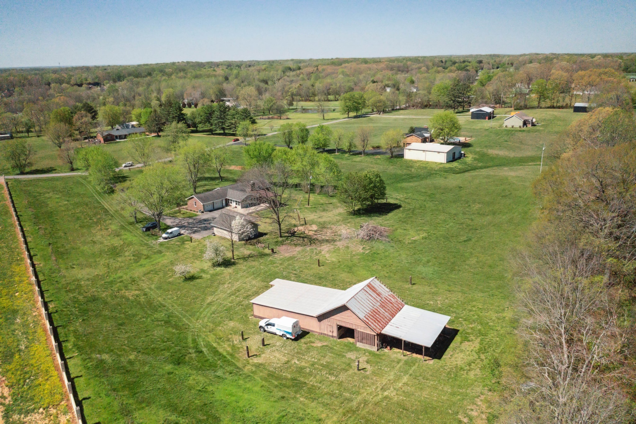 4520 Mt Sharon Road Greenbrier, TN 37073 - Photo 40 of 42 an aerial view of residential houses with outdoor space