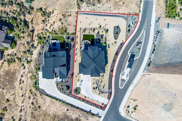 a view of living room