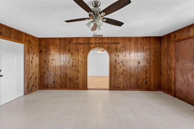 $425,000 | 15108 Sydney Road, Dover, FL 33527