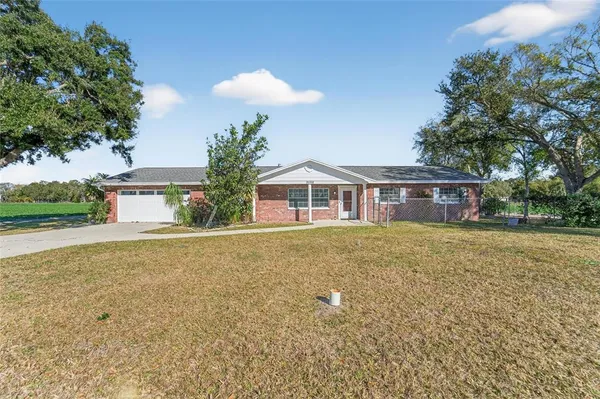 $425,000 | 15108 Sydney Road, Dover, FL 33527
