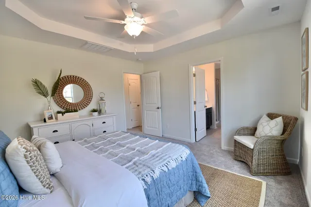 $398,600 | 100 South Bandwheel Way, Hampstead, NC 28443