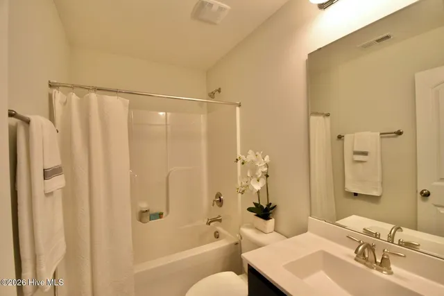 $398,600 | 100 South Bandwheel Way, Hampstead, NC 28443