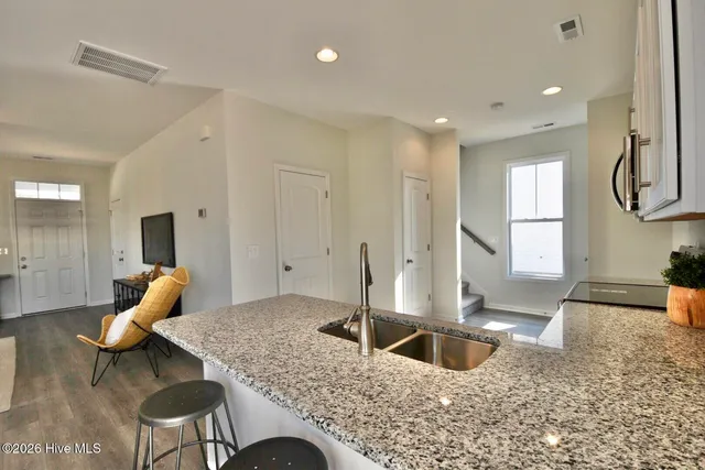 $398,600 | 100 South Bandwheel Way, Hampstead, NC 28443