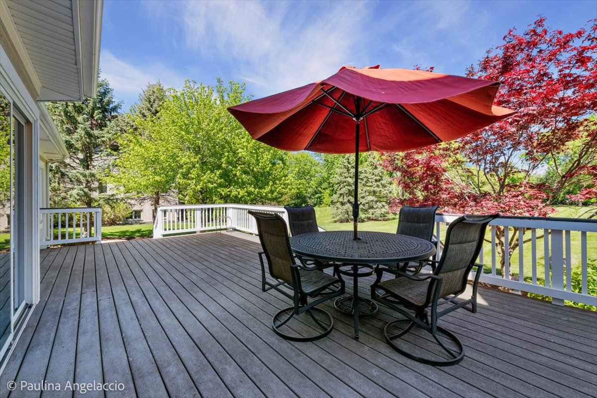 1507 Guthrie Drive Inverness, IL 60067 - Photo 34 of 45