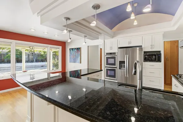 $1,295,000 | 3950 American River Drive, Sacramento, CA 95864