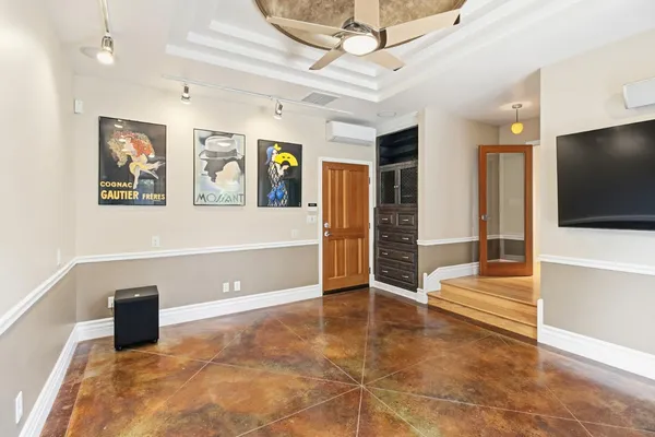 $1,295,000 | 3950 American River Drive, Sacramento, CA 95864