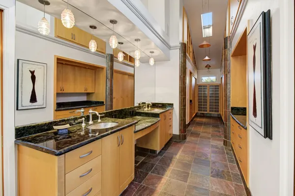 $1,295,000 | 3950 American River Drive, Sacramento, CA 95864