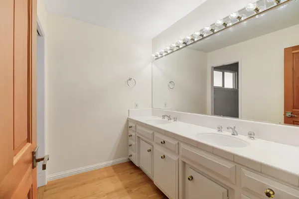 $1,295,000 | 3950 American River Drive, Sacramento, CA 95864