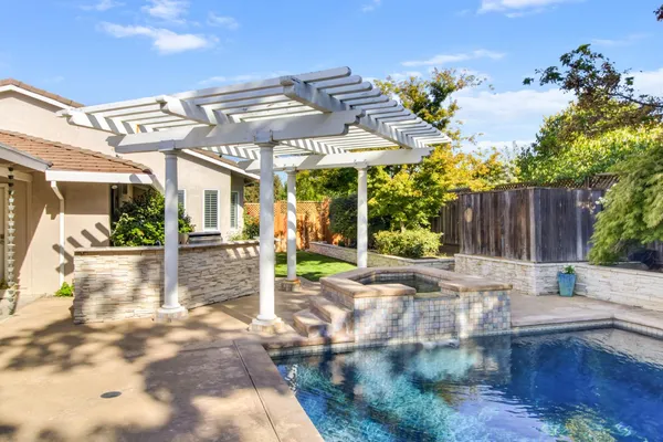 $1,295,000 | 3950 American River Drive, Sacramento, CA 95864