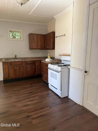 $359,999 | 335 1st Street, Troy, NY 12180