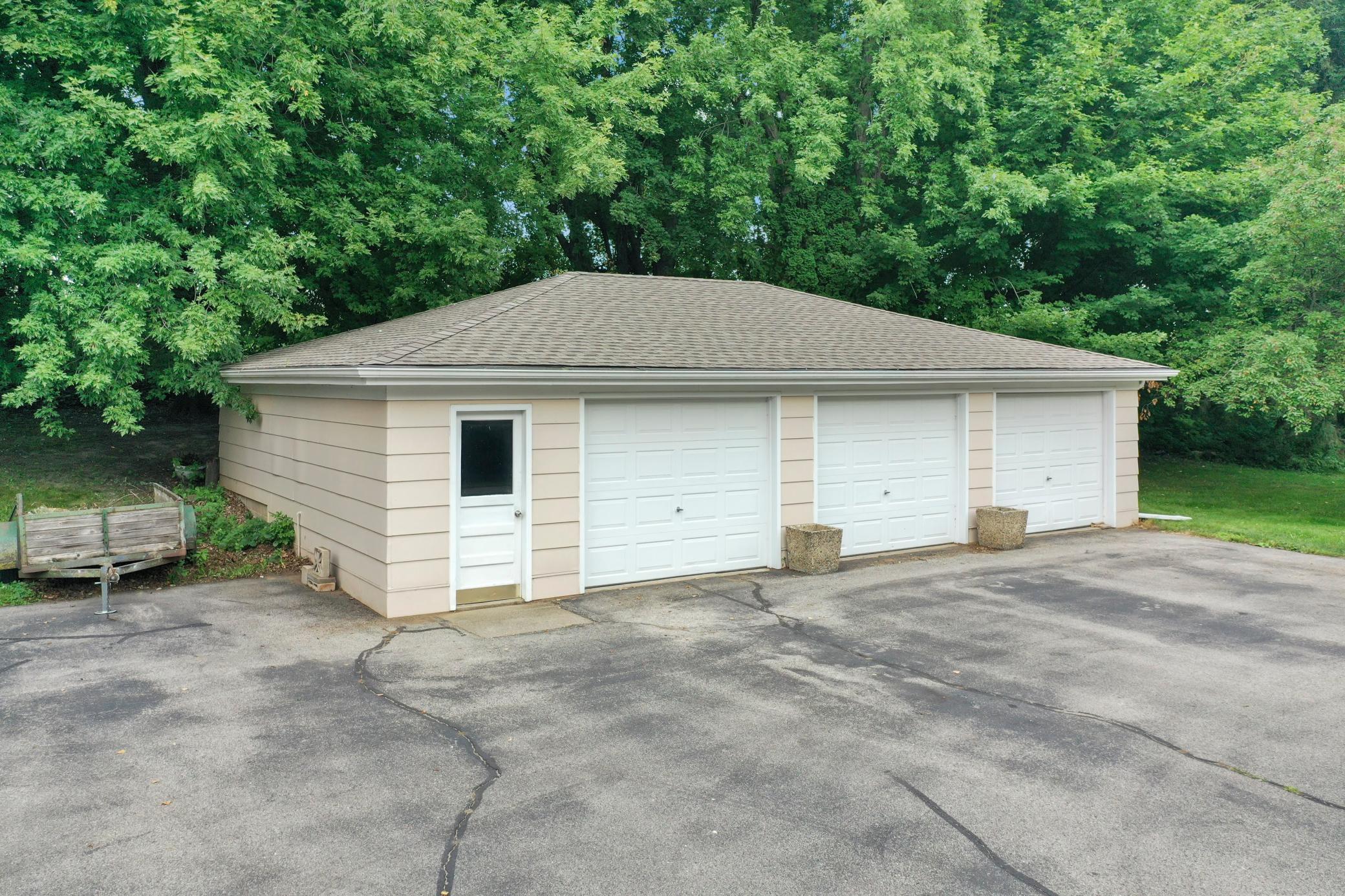 1997 White Bridge Road Northeast Rochester, MN 55906 - Photo 3 of 63