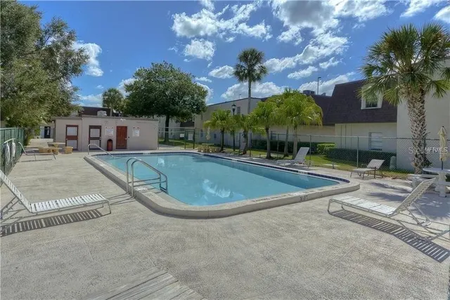 $1,500 | 9105 Tudor Drive, Unit F105, Tampa, FL 33615