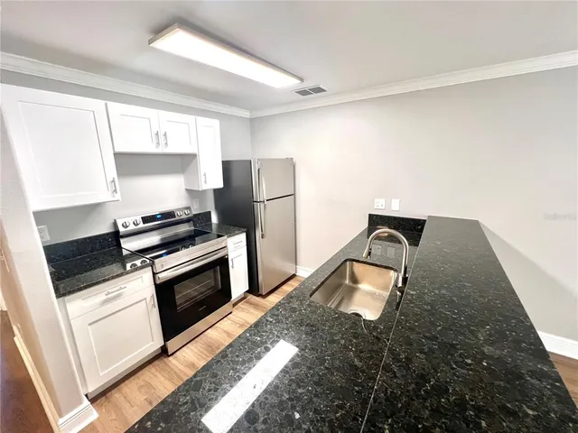 $1,500 | 9105 Tudor Drive, Unit F105, Tampa, FL 33615