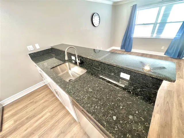 $1,500 | 9105 Tudor Drive, Unit F105, Tampa, FL 33615