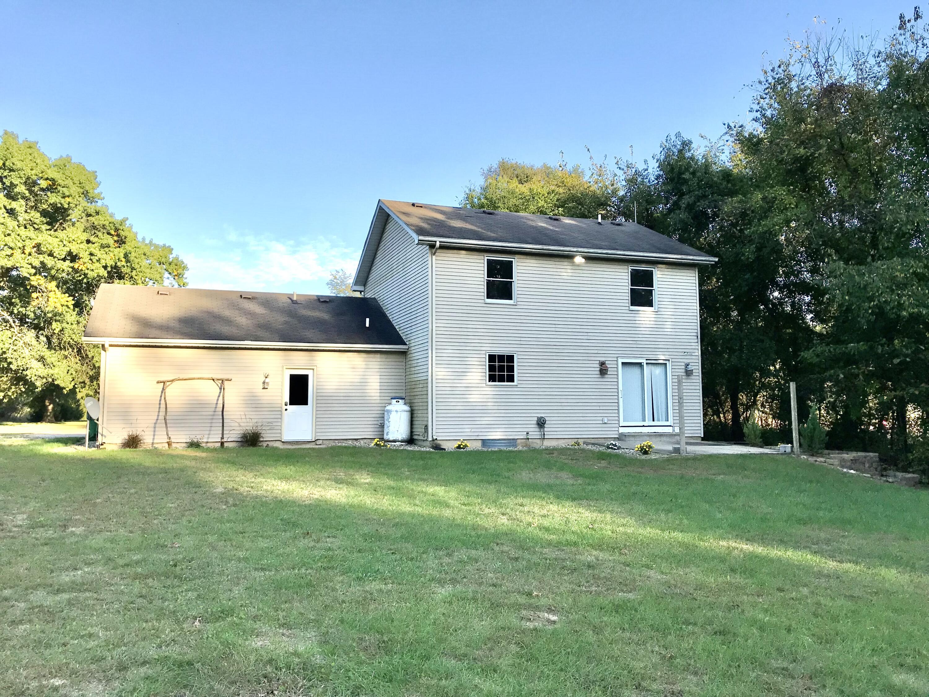 69680 Thomas Road White Pigeon, MI 49099 - Photo 25 of 30 4268F82C-97AC-411E-BBD0-493B5B2154C4