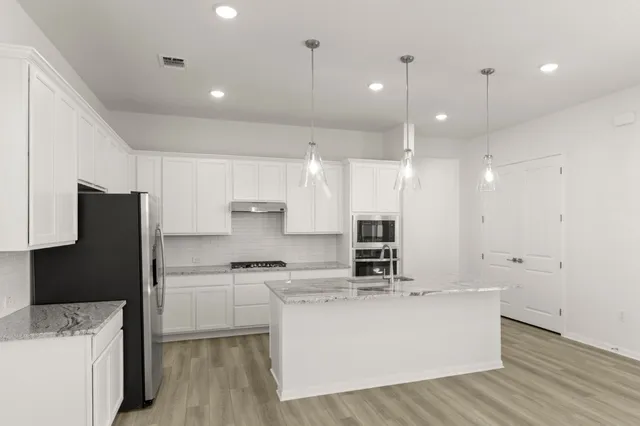 $537,900 | 7505 Boyd Hvn Drive, Austin, TX 78744