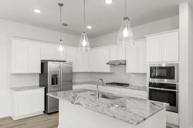 $537,900 | 7505 Boyd Hvn Drive, Austin, TX 78744