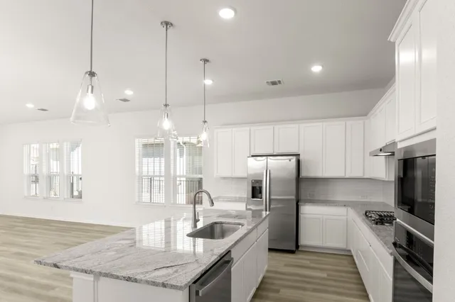 $537,900 | 7505 Boyd Hvn Drive, Austin, TX 78744