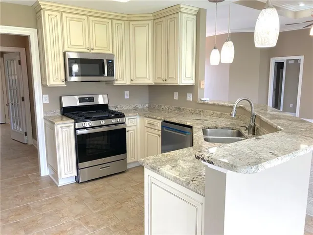 $320,000 | 144 Riverlands Drive, Laplace, LA 70068