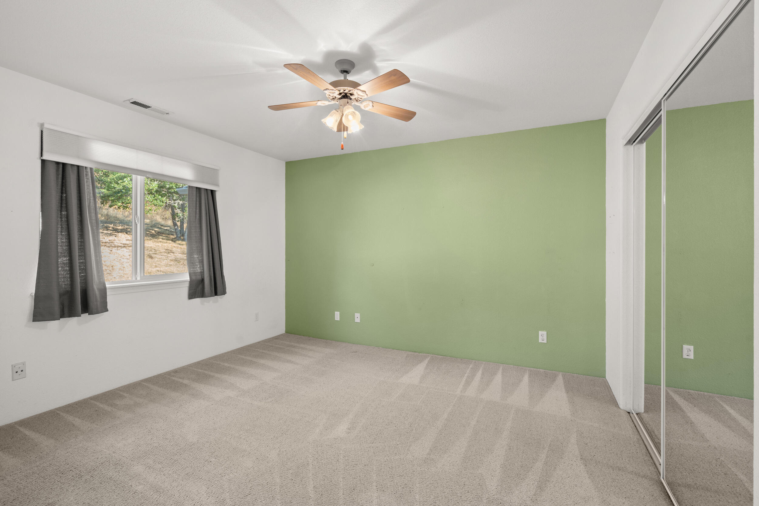 4047 North Roxy Drive Medford, OR 97504 - Photo 38 of 61 4047-n-roxy-dr (paty-and-bryan emrick-sc