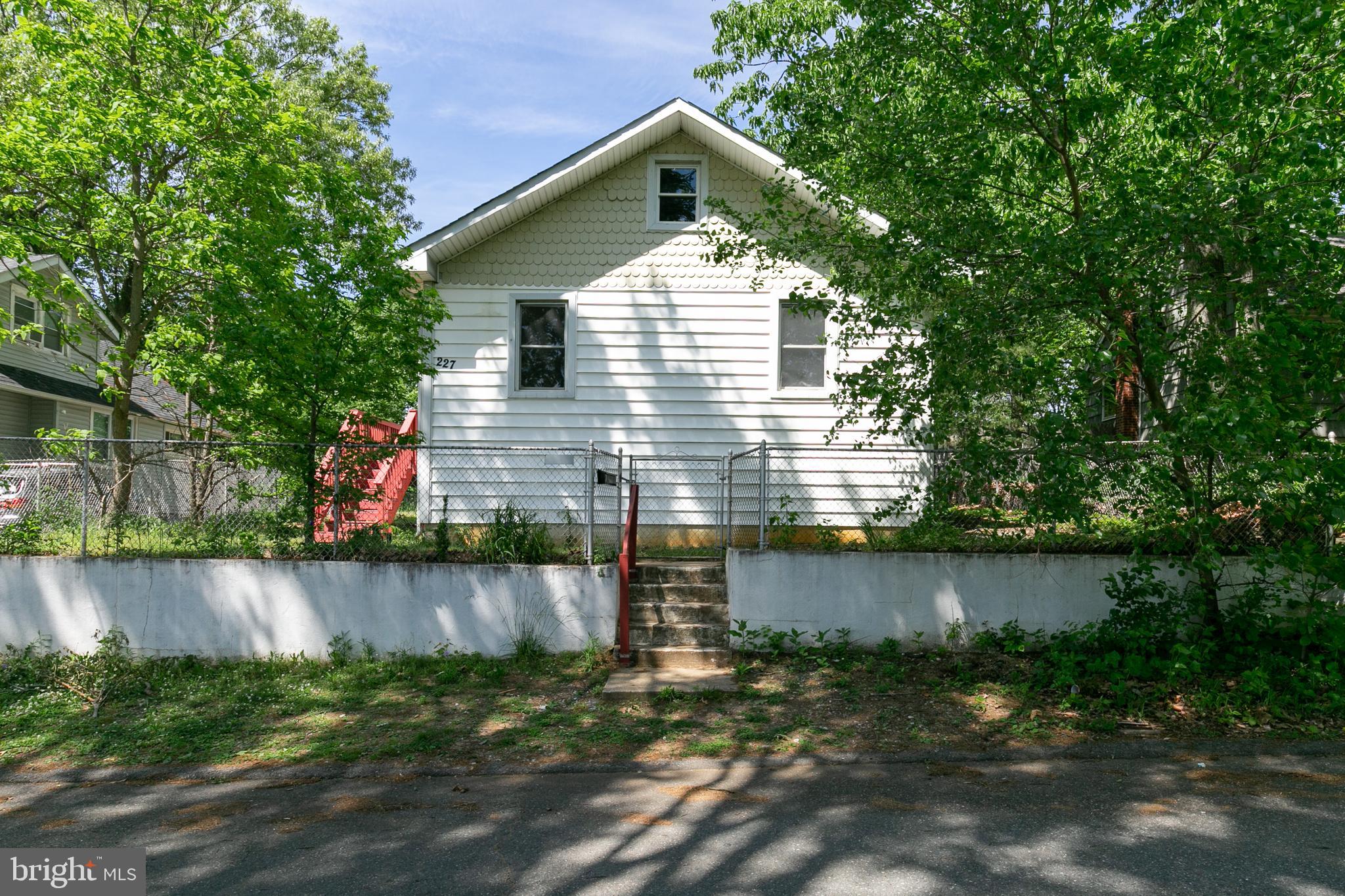 227 Garden Terrace Runnemede, NJ 08078 - Photo 1 of 24