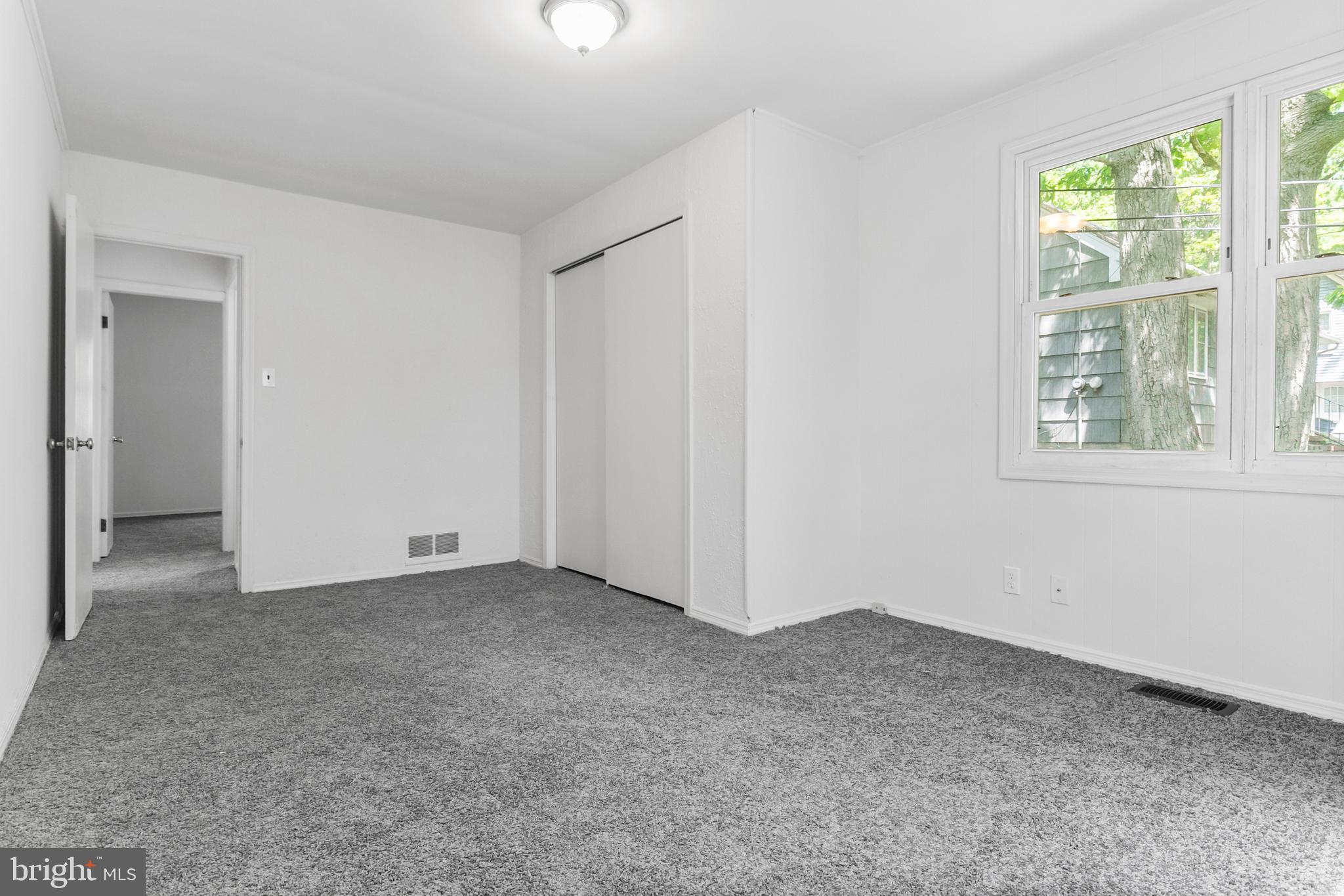 227 Garden Terrace Runnemede, NJ 08078 - Photo 12 of 24