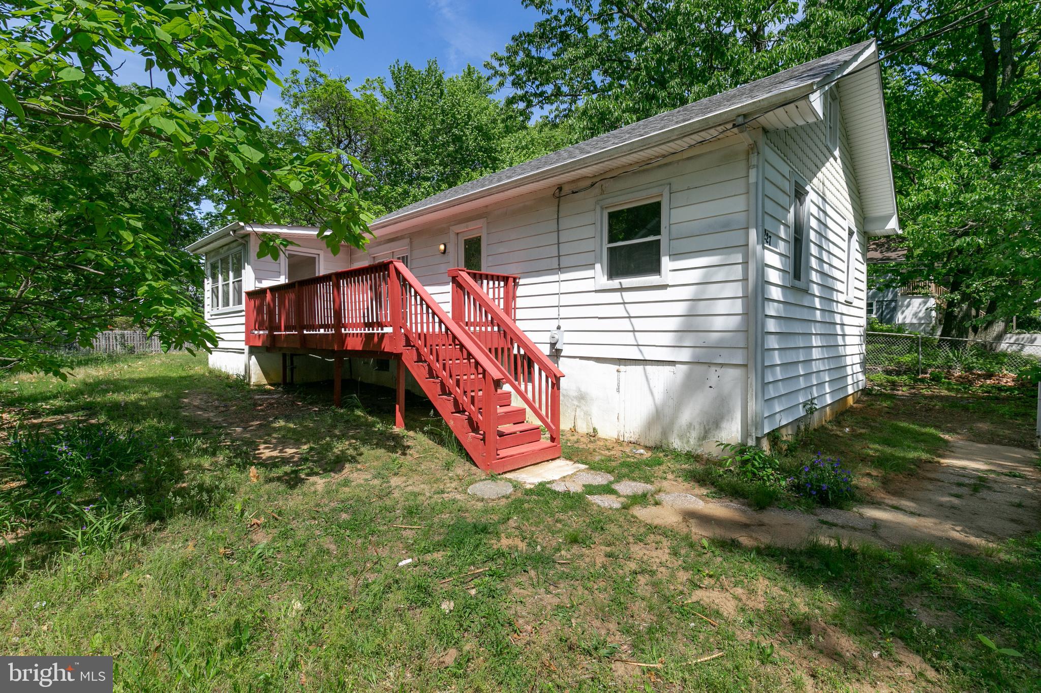 227 Garden Terrace Runnemede, NJ 08078 - Photo 2 of 24