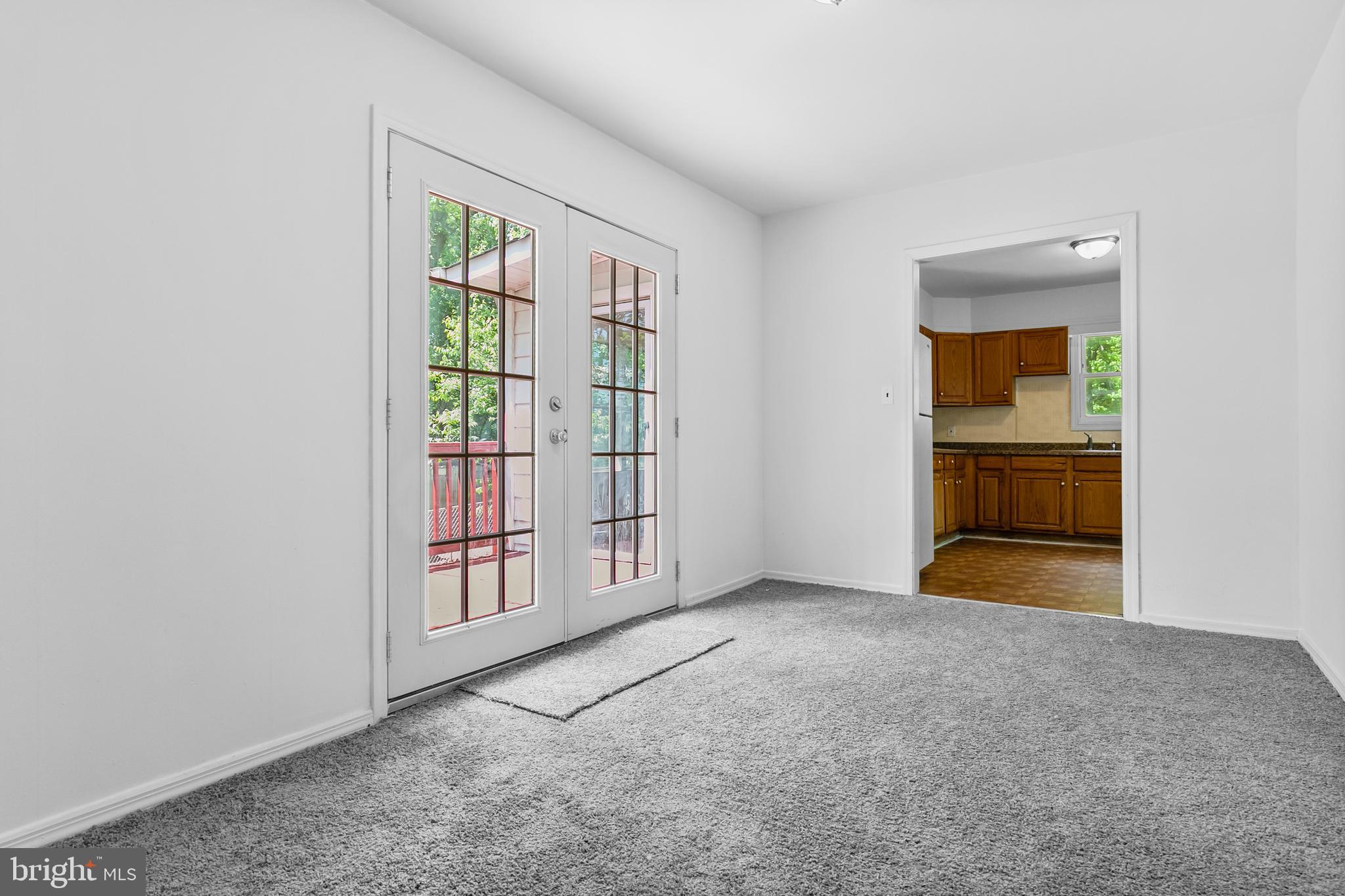 227 Garden Terrace Runnemede, NJ 08078 - Photo 4 of 24