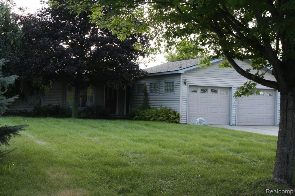 1450 Parke Street Rochester, MI 48307 - Photo 2 of 26 IMG_0289.jpg