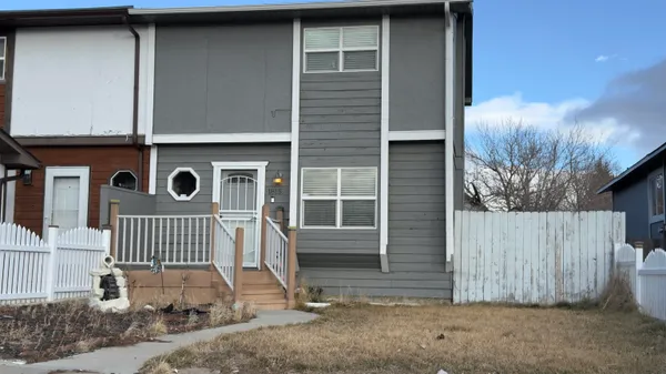 $139,900 | 1815 Edinburgh Street, Rawlins, WY 82301