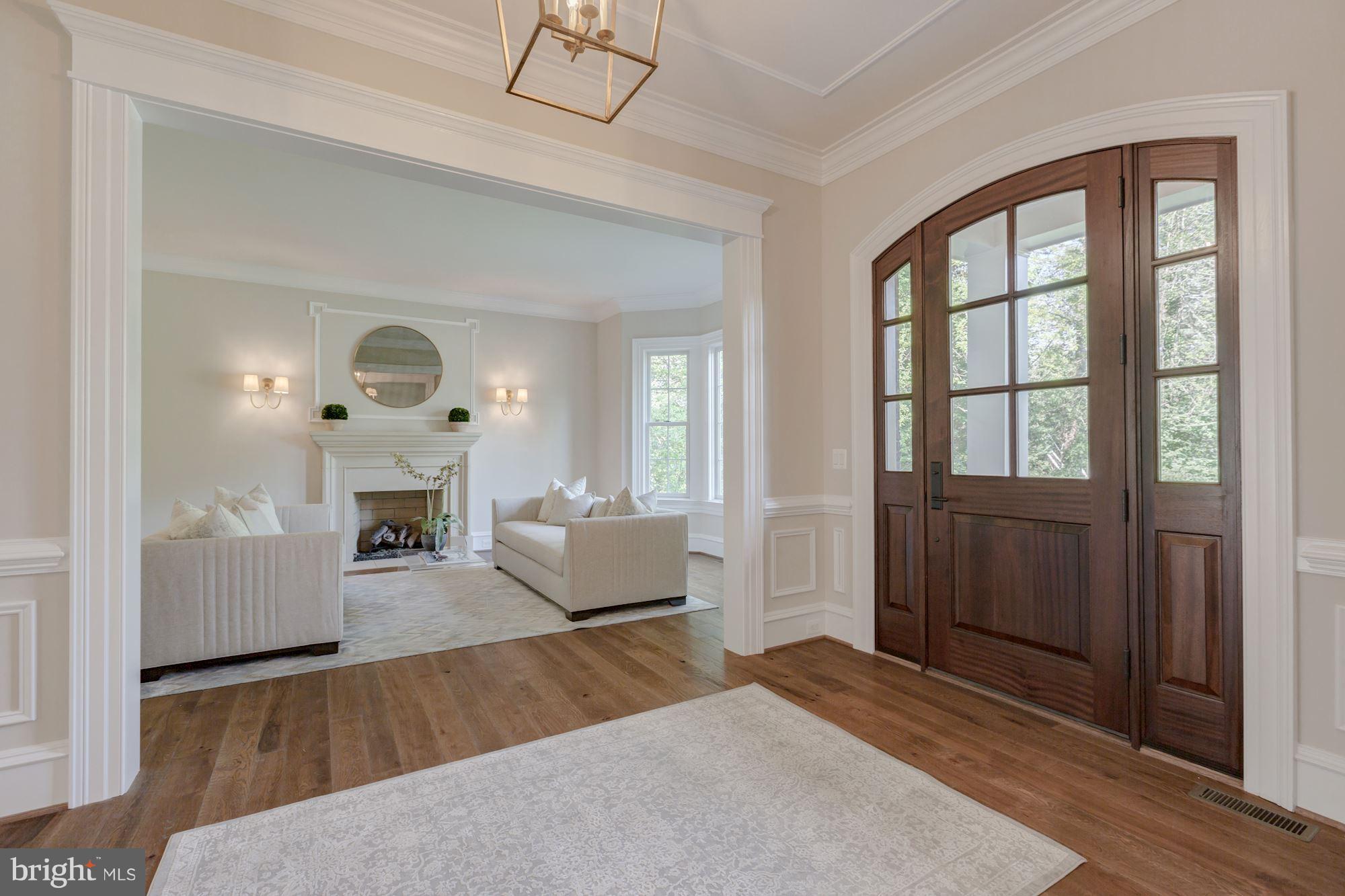 1325 Kirby Road McLean, VA 22101 - Photo 4 of 30 Foyer