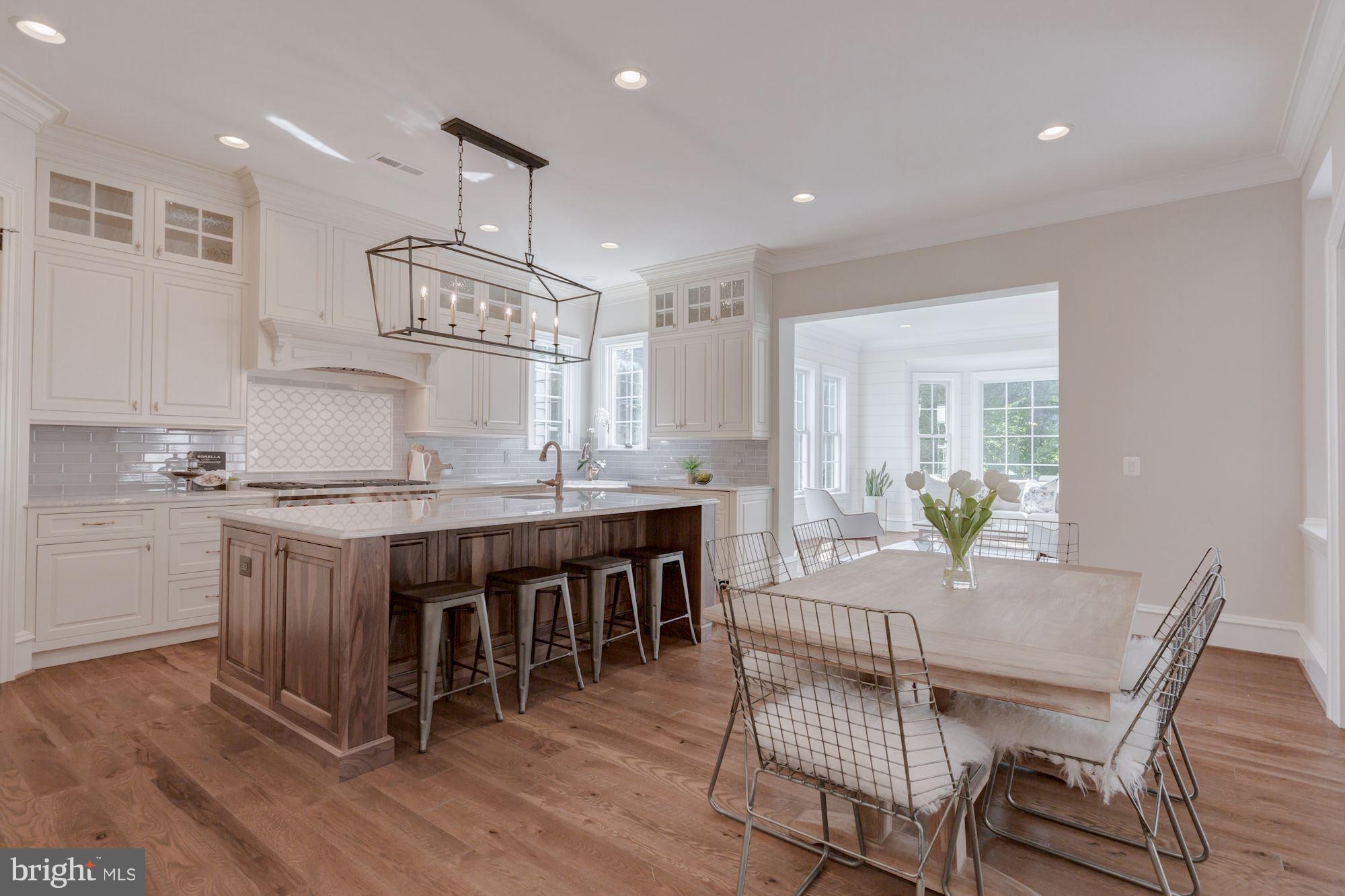 1325 Kirby Road McLean, VA 22101 - Photo 10 of 30 Kitchen
