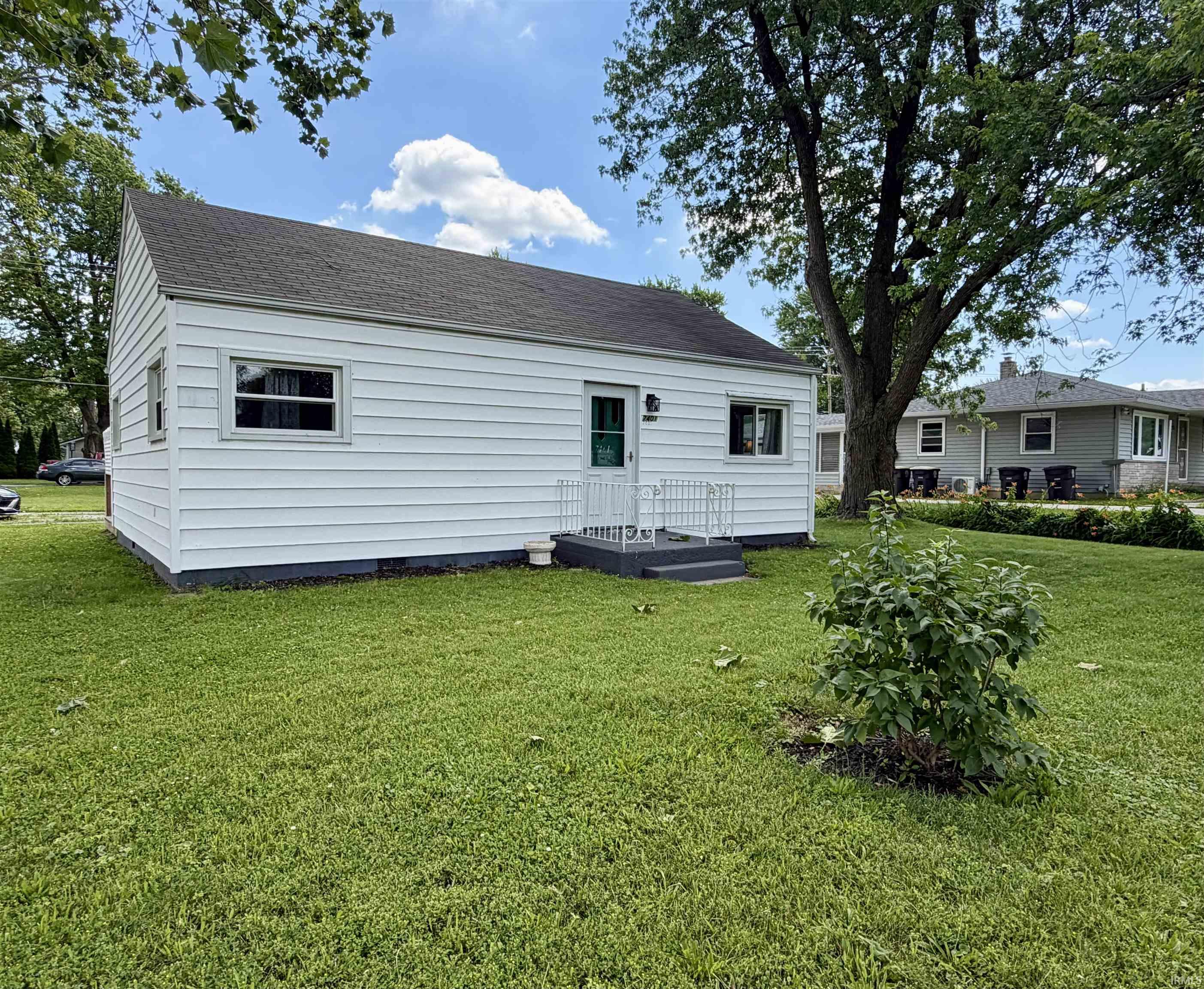 7401 Bluffton Road Fort Wayne, IN 46809 - Photo 1 of 14
