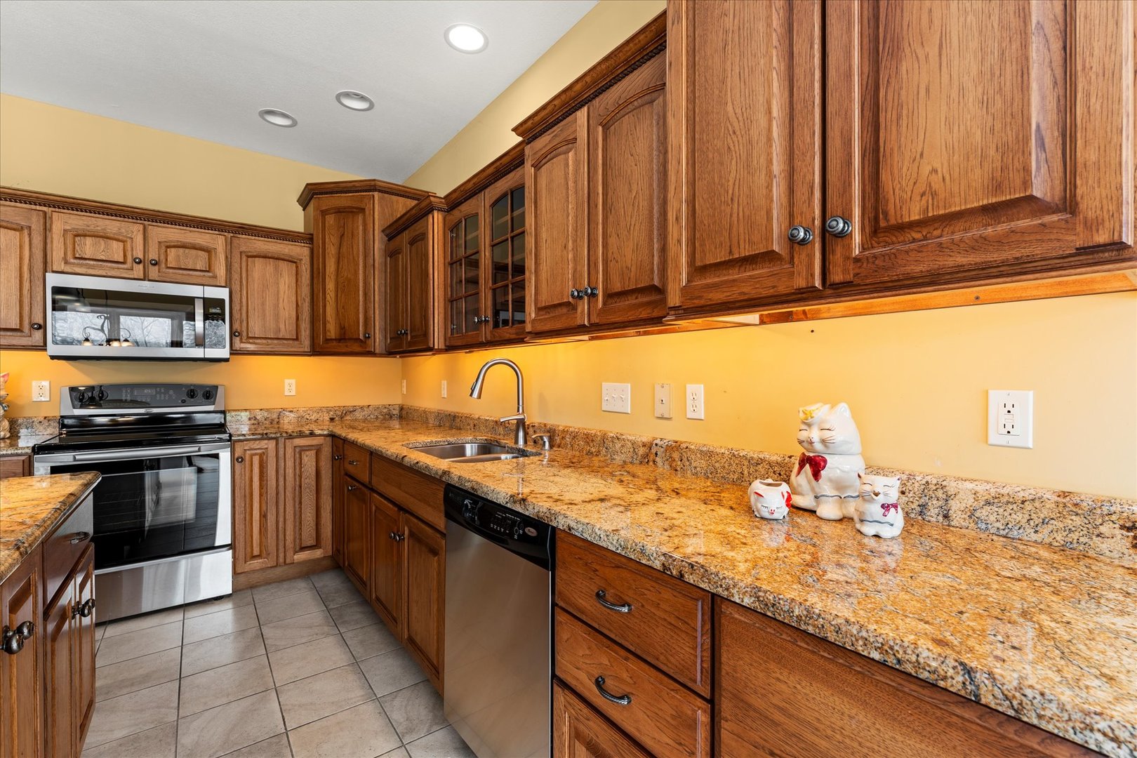 200 West Riverbend Boulevard Mahomet, IL 61853 - Photo 16 of 64