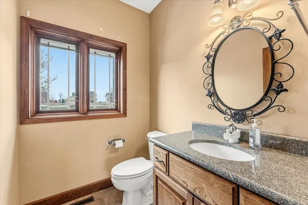 $875,000 | 200 West Riverbend Boulevard, Mahomet, IL 61853